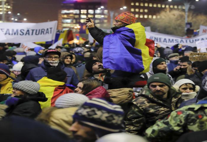  Demo Besar Anti Korupsi di Rumania